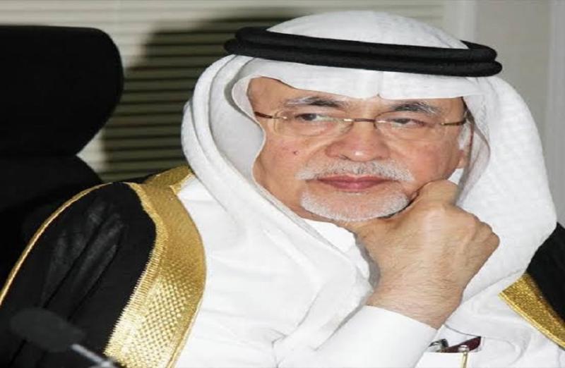 الدكتور عبدالعزيز خوجه وزير الثقافة والإعلام السعودي السابق