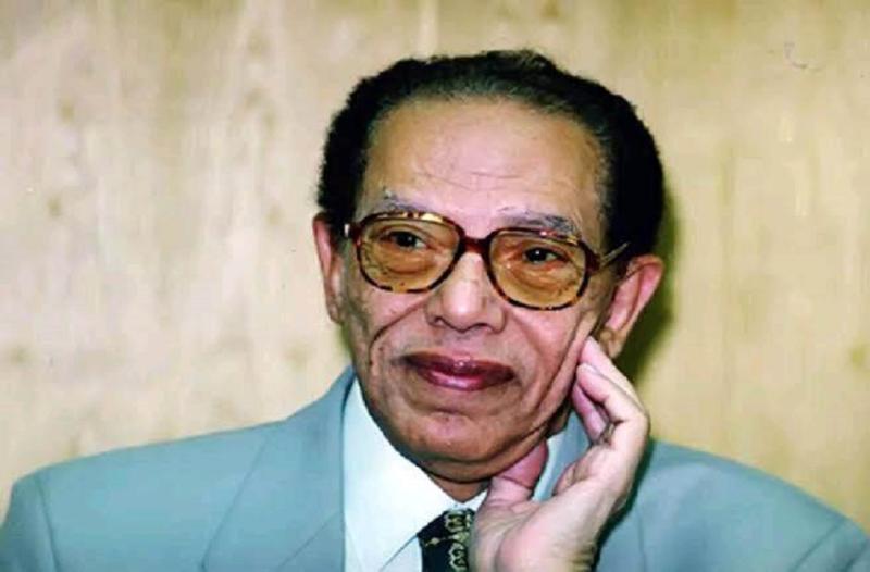 مصطفي محمود