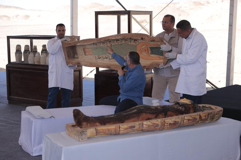 جبانة اثرية لاحد كبار موظفي وكهنة الدولة الحديثة