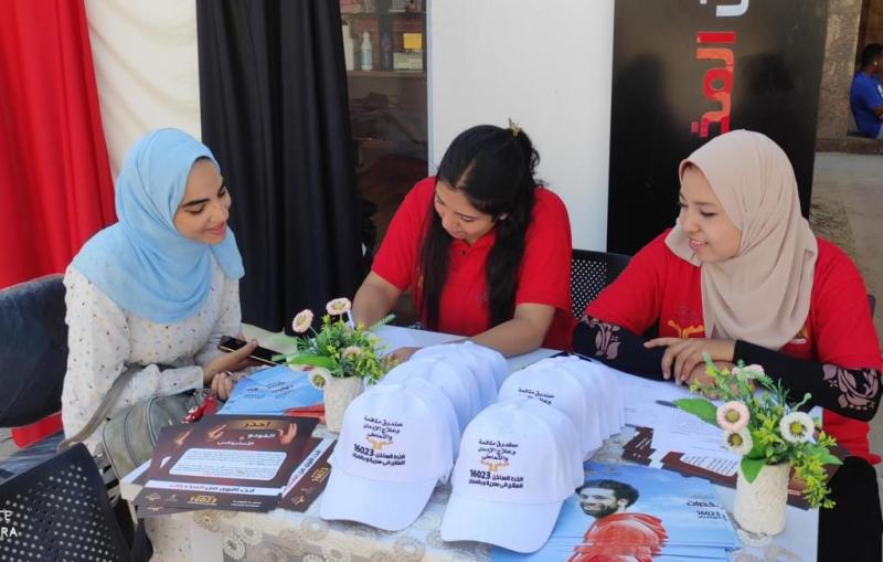 تنفيذ أنشطة توعوية  داخل الجامعات