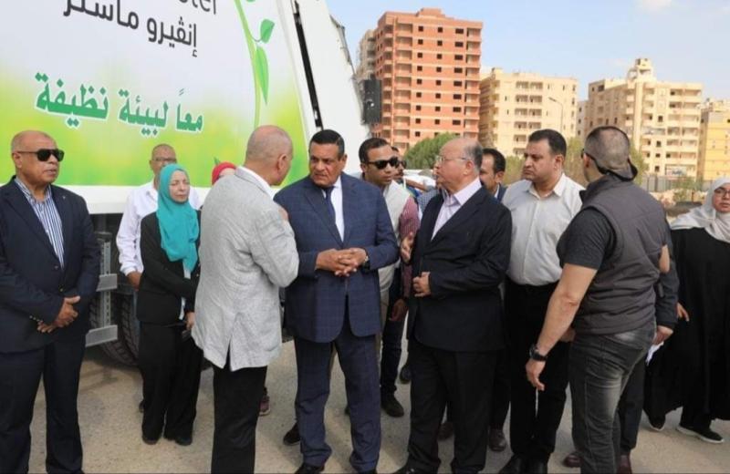 وزير التنمية المحلية ومحافظ القاهرة 