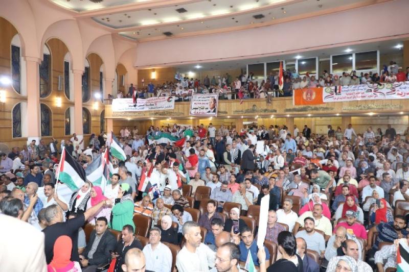 عمال مصر