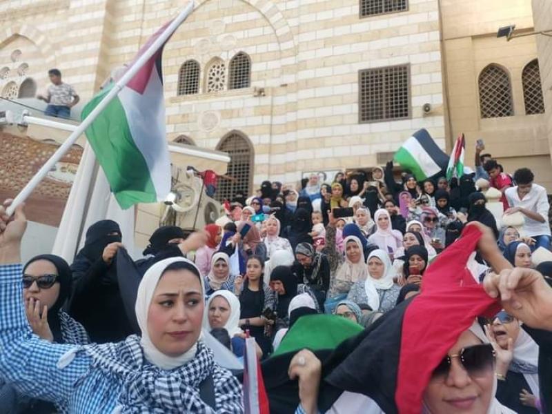 وقفة تضامنية مع الشعب الفلسطيني