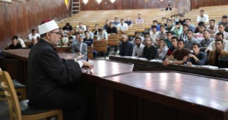 رئيس جامعة الأزهر خلال جولته فرع جامعة الأزهر بطنطا