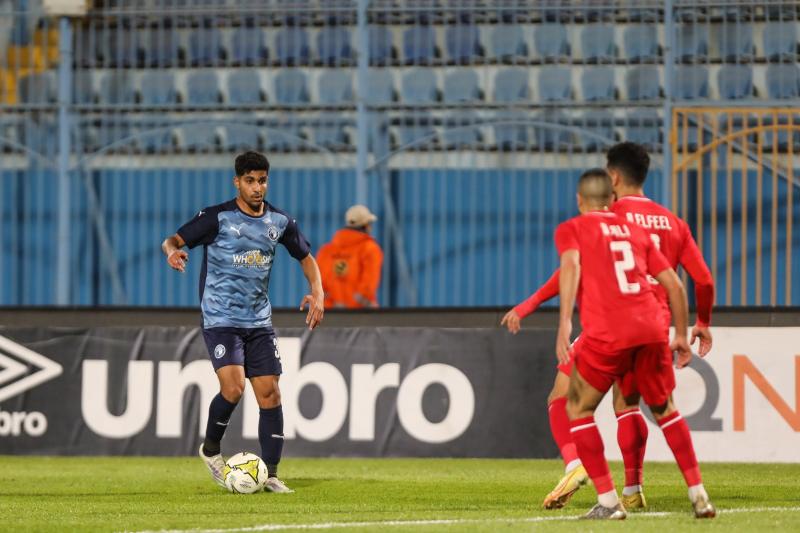 بيراميدز ومودرن فيوتشر