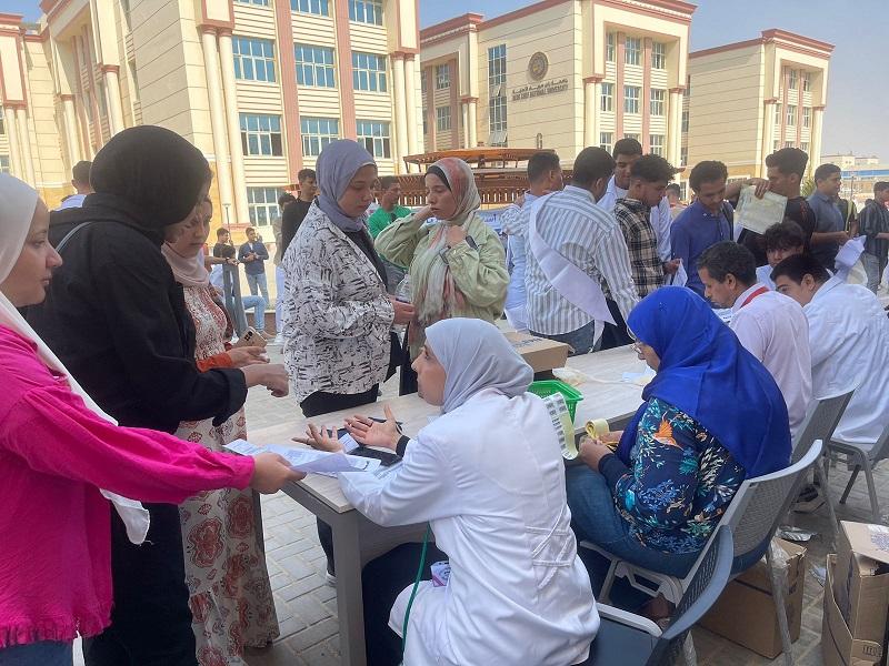 رئيس جامعة بني سويف الأهلية يعلن انطلاق حملة للتبرع بالدم