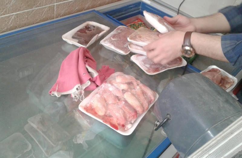 ضبط منتجات غذائية منتهية الصلاحية - أرشيفية