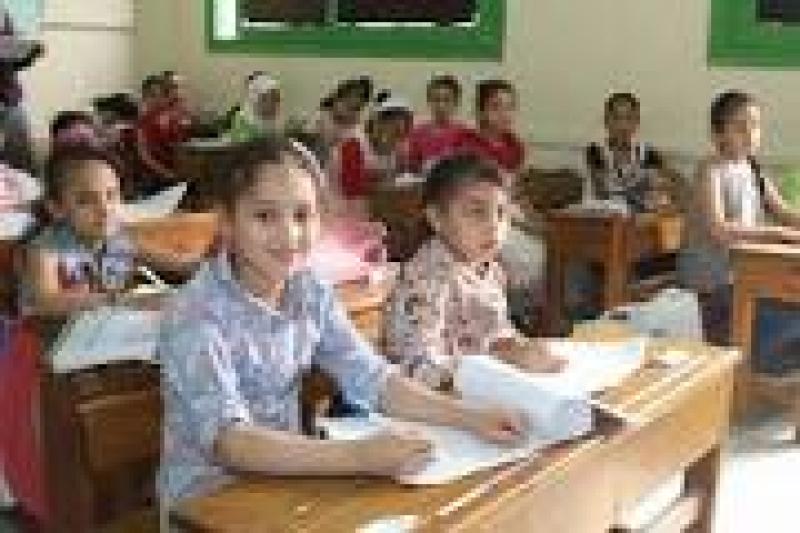 طلاب مداراس - ارشيفية 