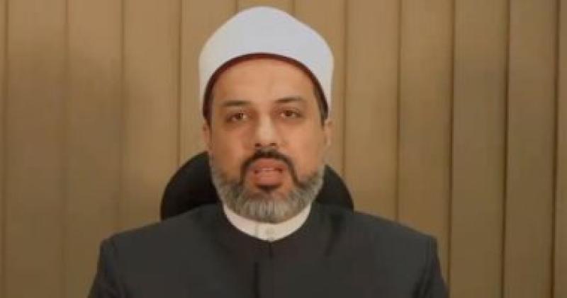 الدكتور أحمد ممدوح أمين الفتوى بدار الإفتاء المصرية