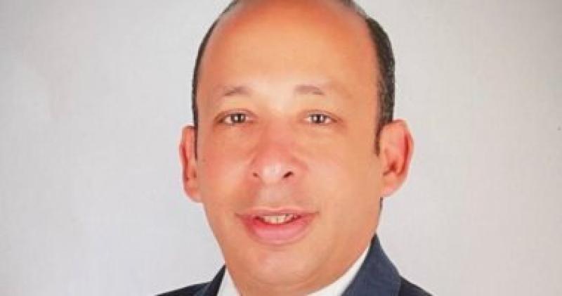 الدكتور حسام صلاح عميد كلية طب قصر العينى