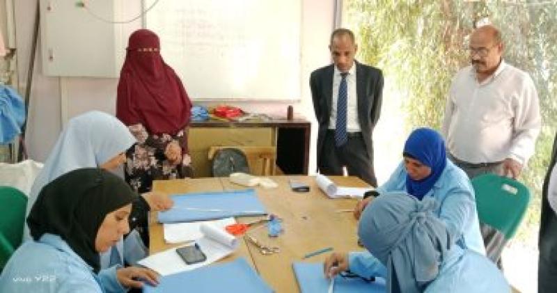 تدريبات مهنية لفتيات قنا