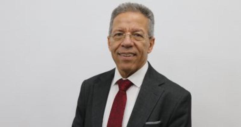 نقيب الأطباء 