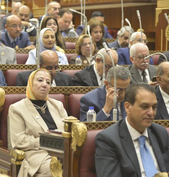  حياة خطاب