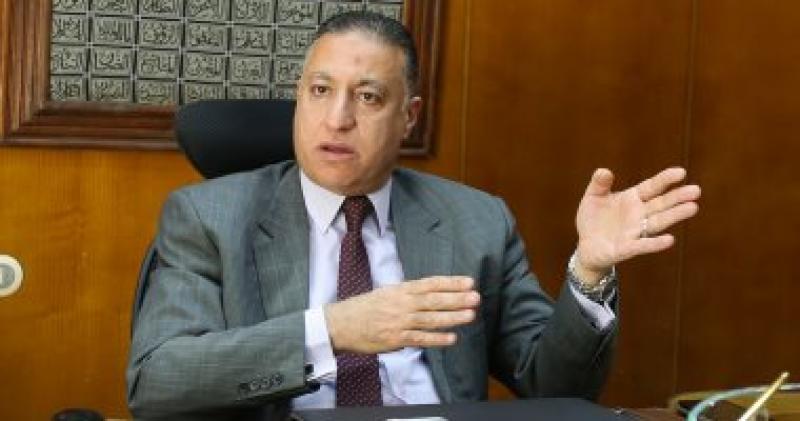 عماد الدين مصطفى رئيس القابضة الكيماوية