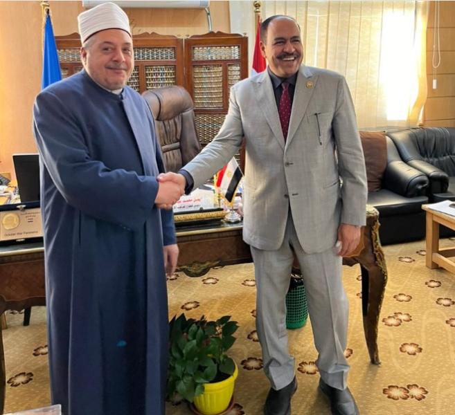النائب أحمد قورة والشيخ أيمن عبدالغني رئيس قطاع المعاهد الازهريه