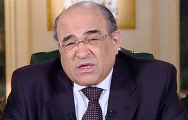 مصطفى الفقي 