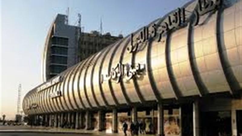 مطار القاهرة 