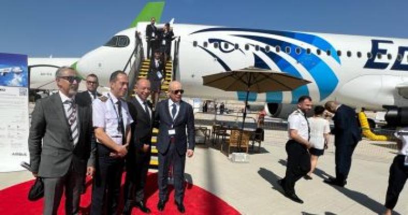 مصر للطيران توقع صفقة لشراء 10 طائرات طراز A350-900 إيرباص