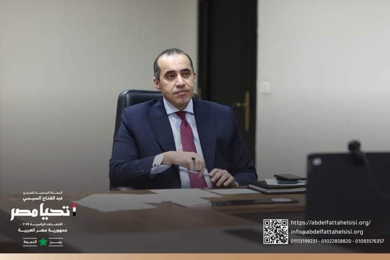 محمود فوزي 