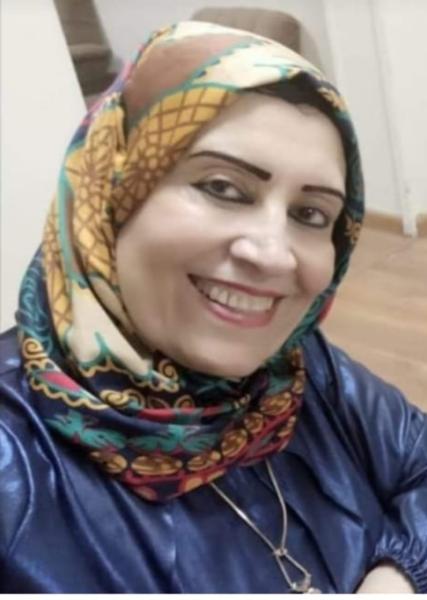 الكاتبة الصحفية أمال ربيع