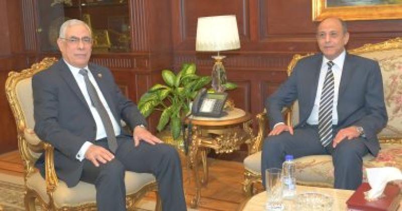 النائب العام يستقبل وزير الطيران