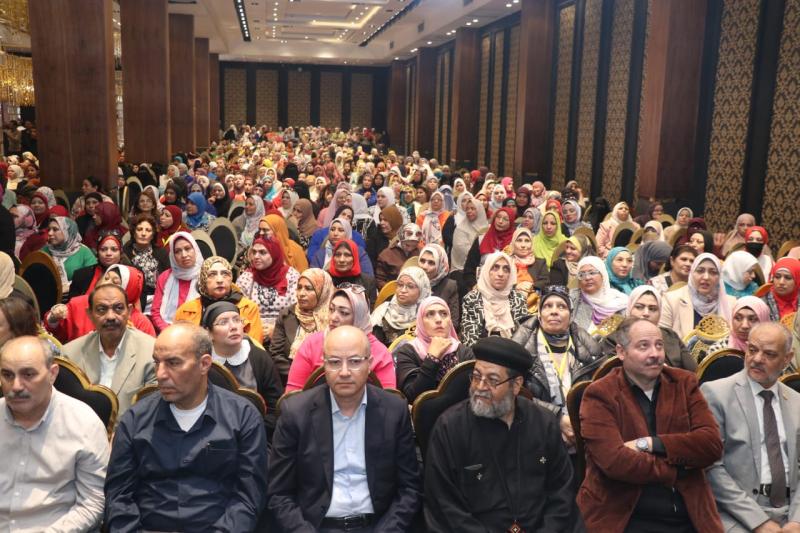 جانب من المؤتمر 