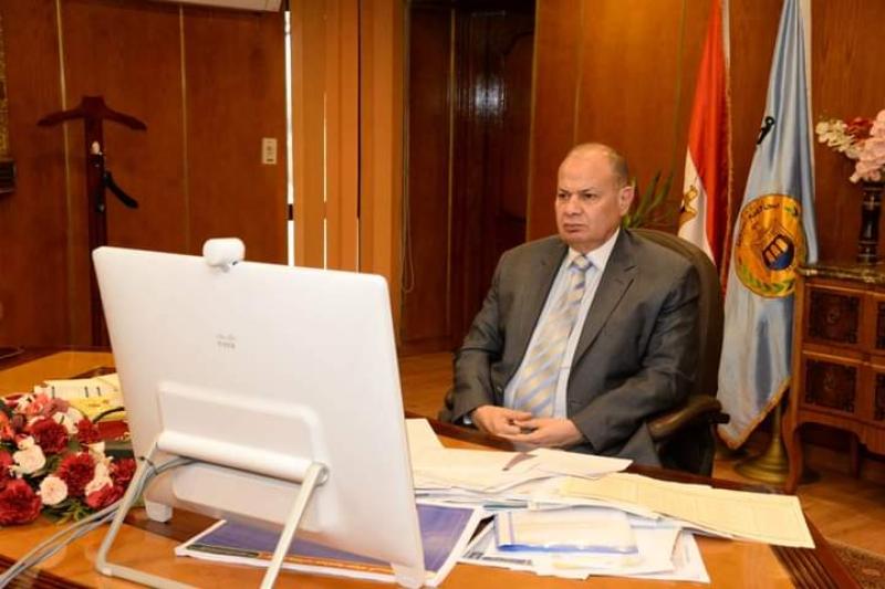 محافظ أسيوط 