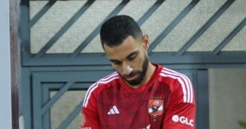 عمرو السولية نجم الأهلي