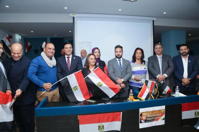 حماة الوطن ينظم مؤتمرا حاشدا بإيطاليا لدعم المرشح الرئاسي عبد الفتاح السيسي 
