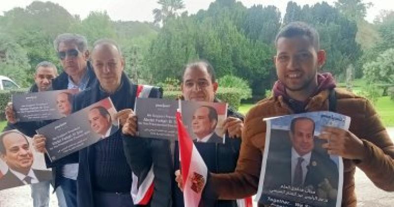 أبناء الجالية المصرية فى روما يدلون بأصواتهم بالانتخابات الرئاسية