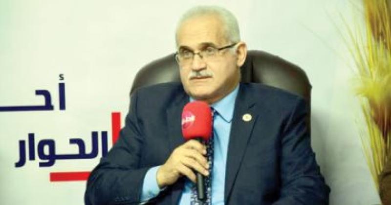 هشام عنانى