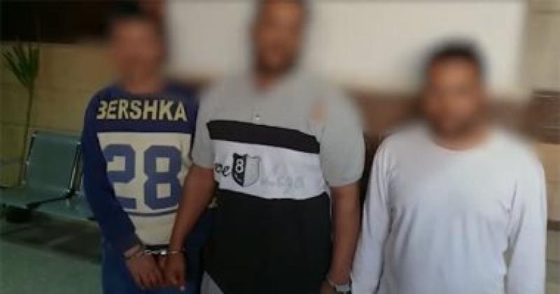 المتهمين 