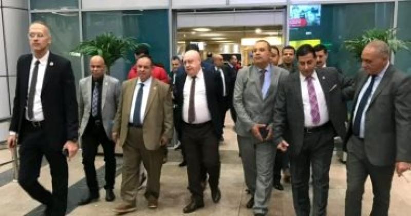 جمارك مطار القاهرة الدولي