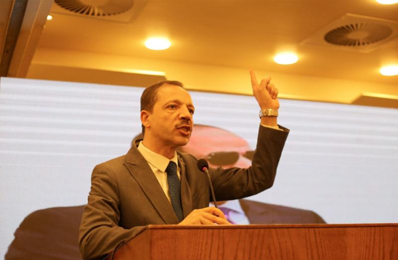 خالد فؤاد 