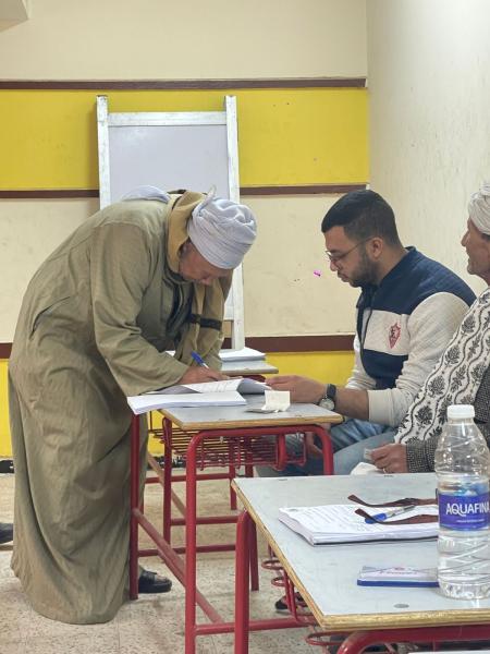 المواطنون ينتخبون فى بولاق الدكرور