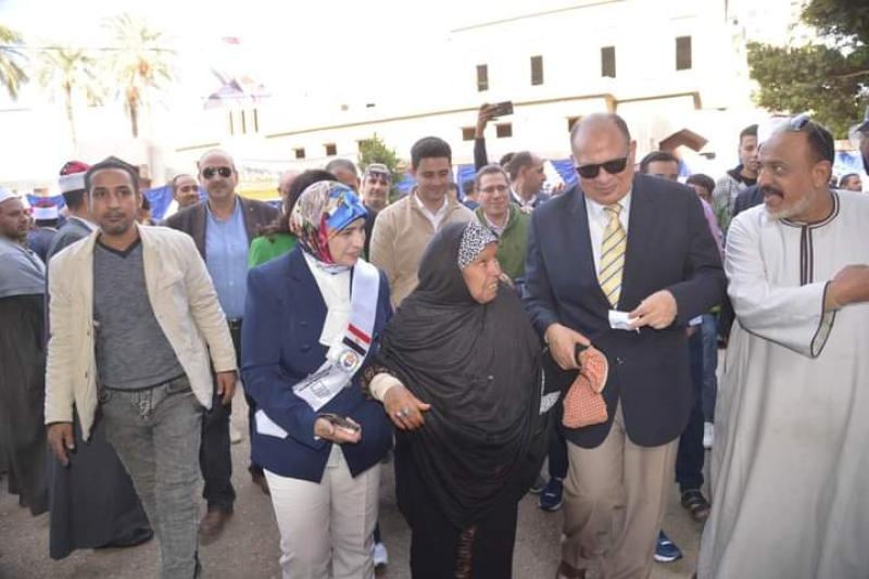 محافظ أسيوط 