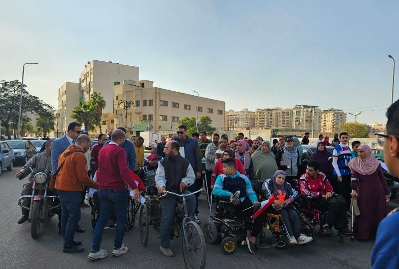 مسيرة حاشدة لذوى الاحتياجات الخاصة بالبحيرة