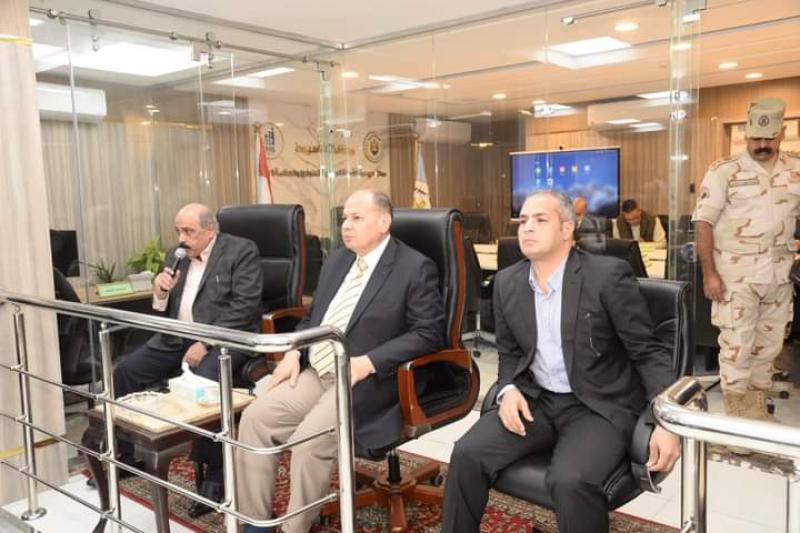 محافظ أسيوط 