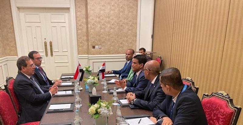 مباحثات مع وزير الطاقة اليمنى