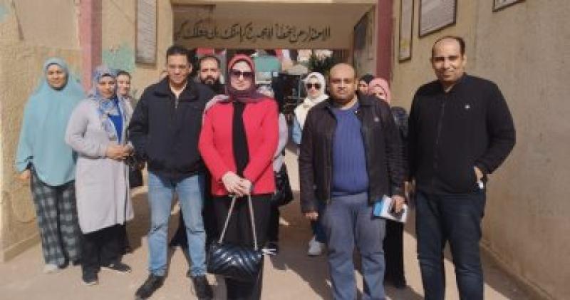 مشاركة الأطقم الطبية بالشرقية فى الانتخابات