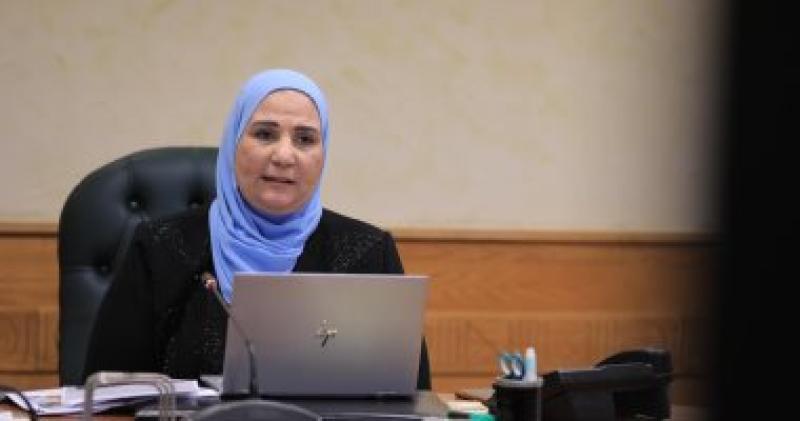 الدكتورة نيفين القباج
