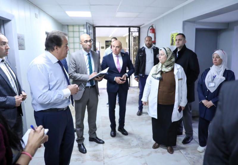وزير الصحه