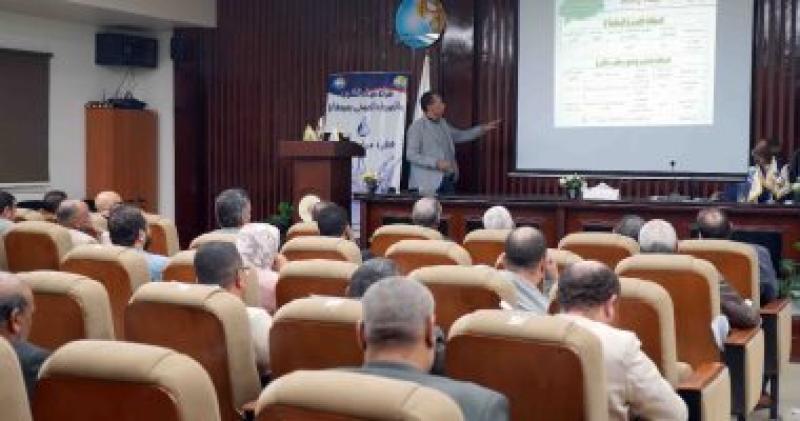 مناقشة تقييم كفاءة محطات مياه الشرب والصرف الصحى