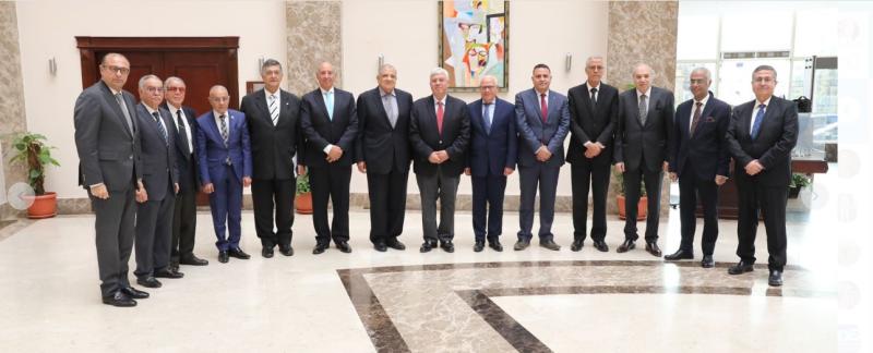 وزير التعليم العالى والقيادات الجامعية