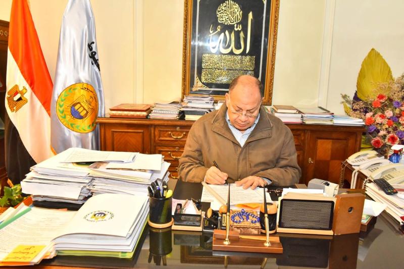 محافظ أسيوط 