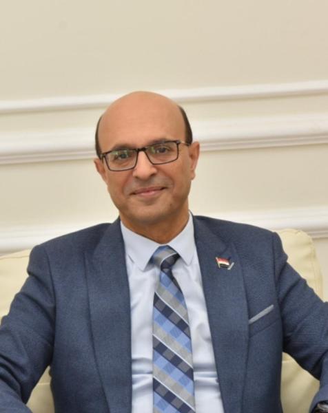 رئيس جامعة أسيوط 