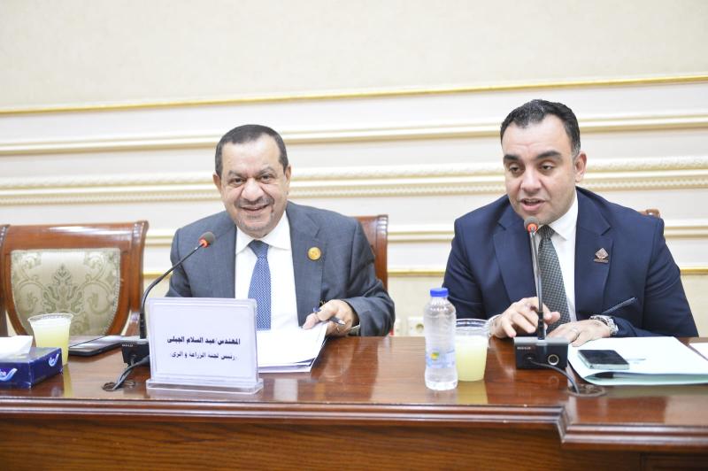 جانب من الاجتماع 