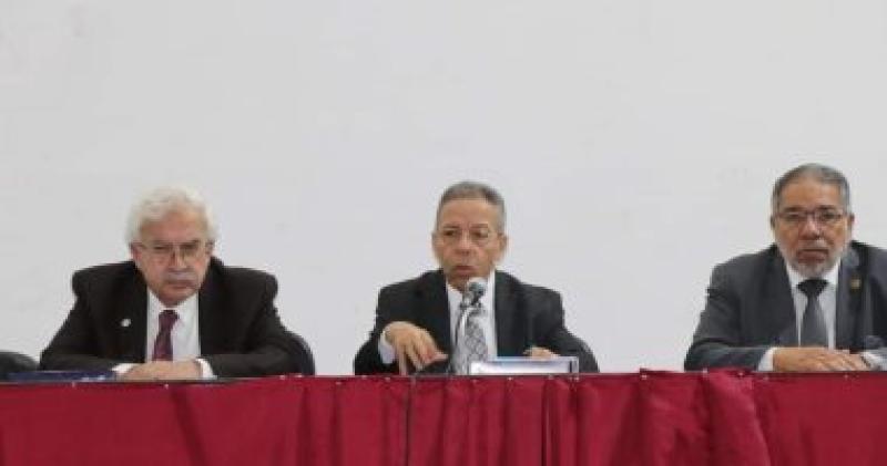 اجتماع نقابة الأطباء