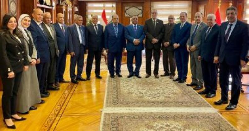 رئيس النيابة الإدارية يستقبل رئيس قضايا الدولة
