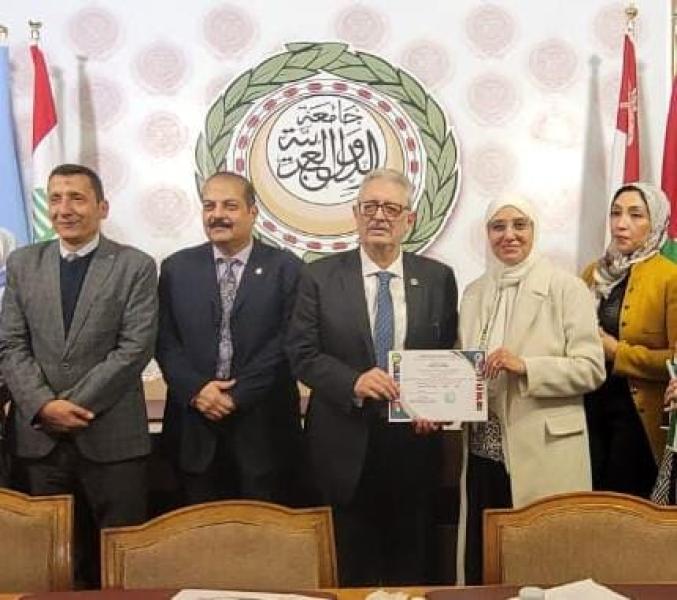 خلال التكريم 